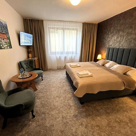 Tatransky Dom Sk Hotel Velky Slavkov Ngoại thất bức ảnh