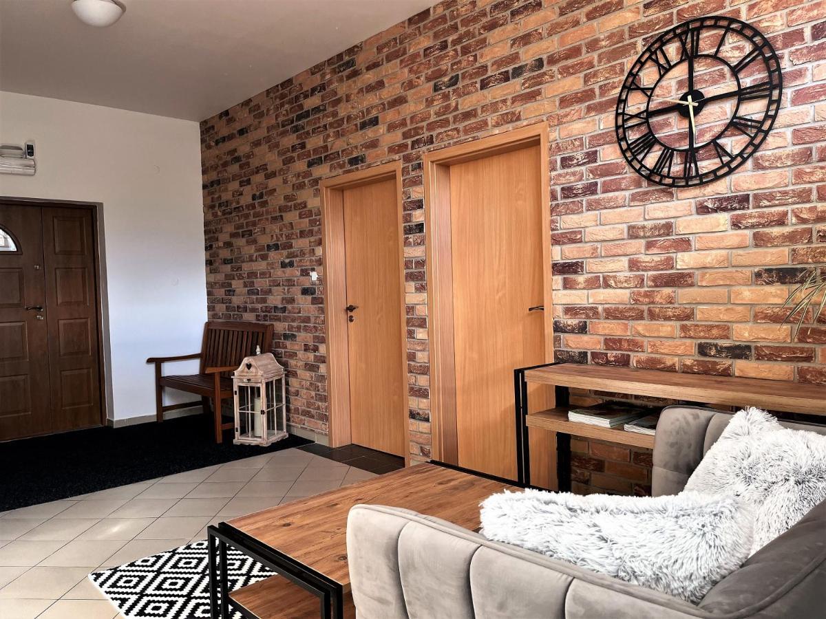 Tatransky Dom Sk Hotel Velky Slavkov Ngoại thất bức ảnh
